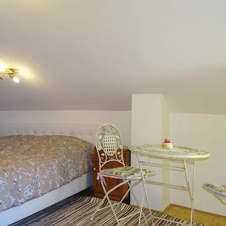 Apartment Apartmaji Cujez *