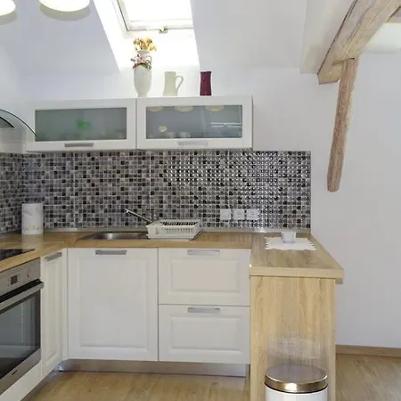 Apartmaji Cujez