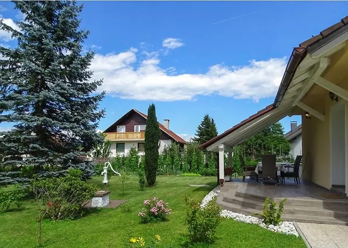 Apartmaji Cujez Appartamento *