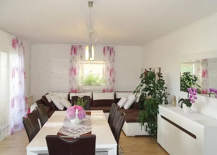 Apartmaji Cujez * Recica ob Savinji